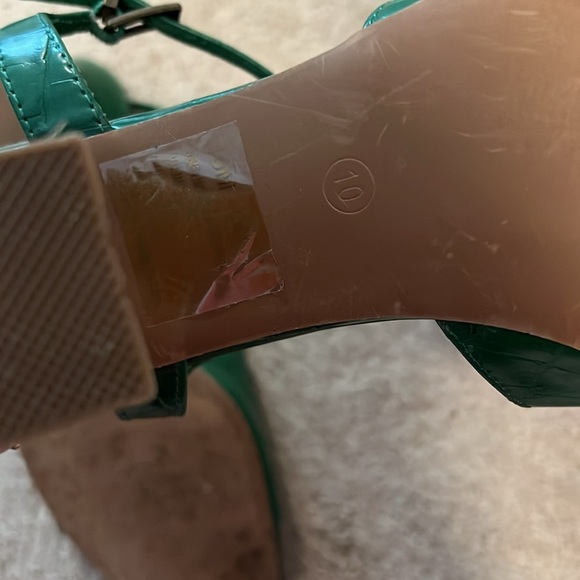 Maurices Emerald Green Croc-Embossed Sandals - Picture 4 of 5